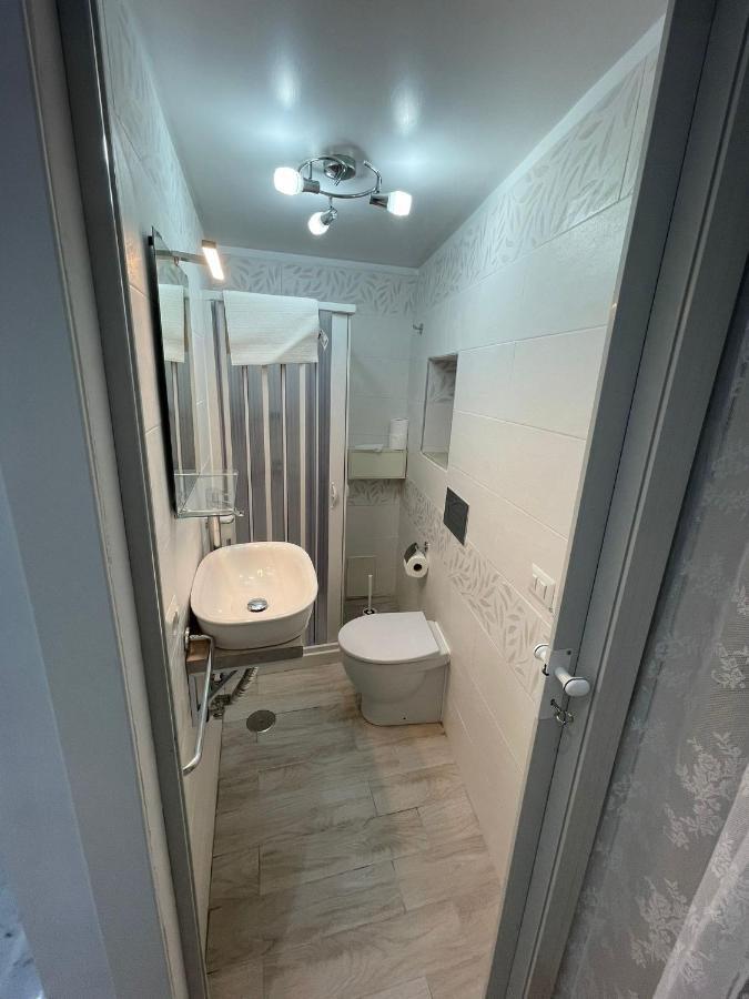 B&B Nonna Concettina Naples Luaran gambar